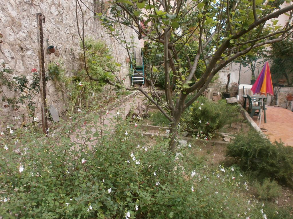 Villa Saphir Niza Exterior foto